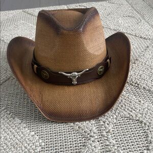 Cowboy Hat with stylish belt